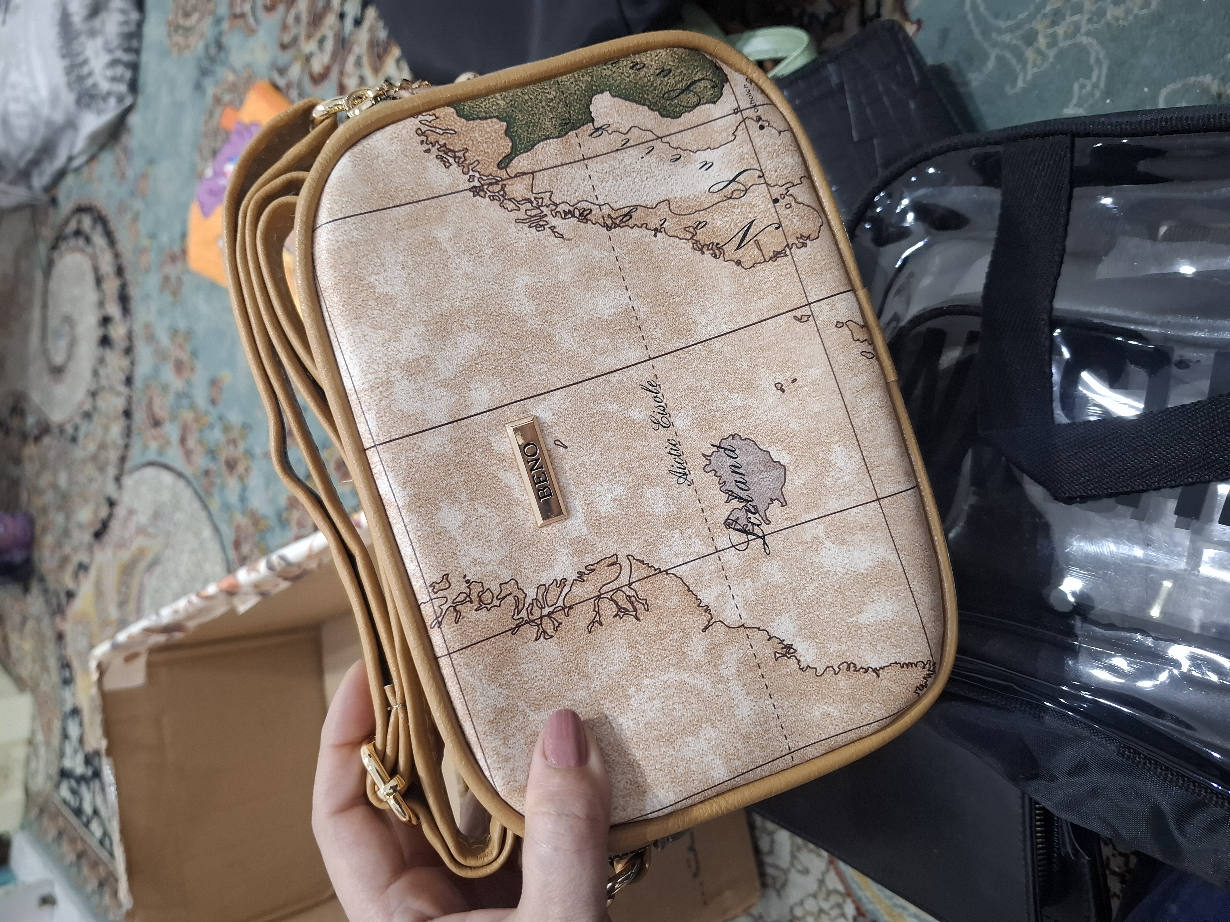 کیف  رودوشی BENO طرح نقشه جهان
